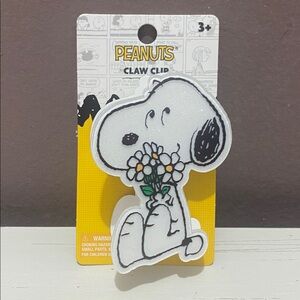 PEANUTS SNOOPY WITH FLOWERS SPARKLE DETAIL HAIR CLAW CLIP